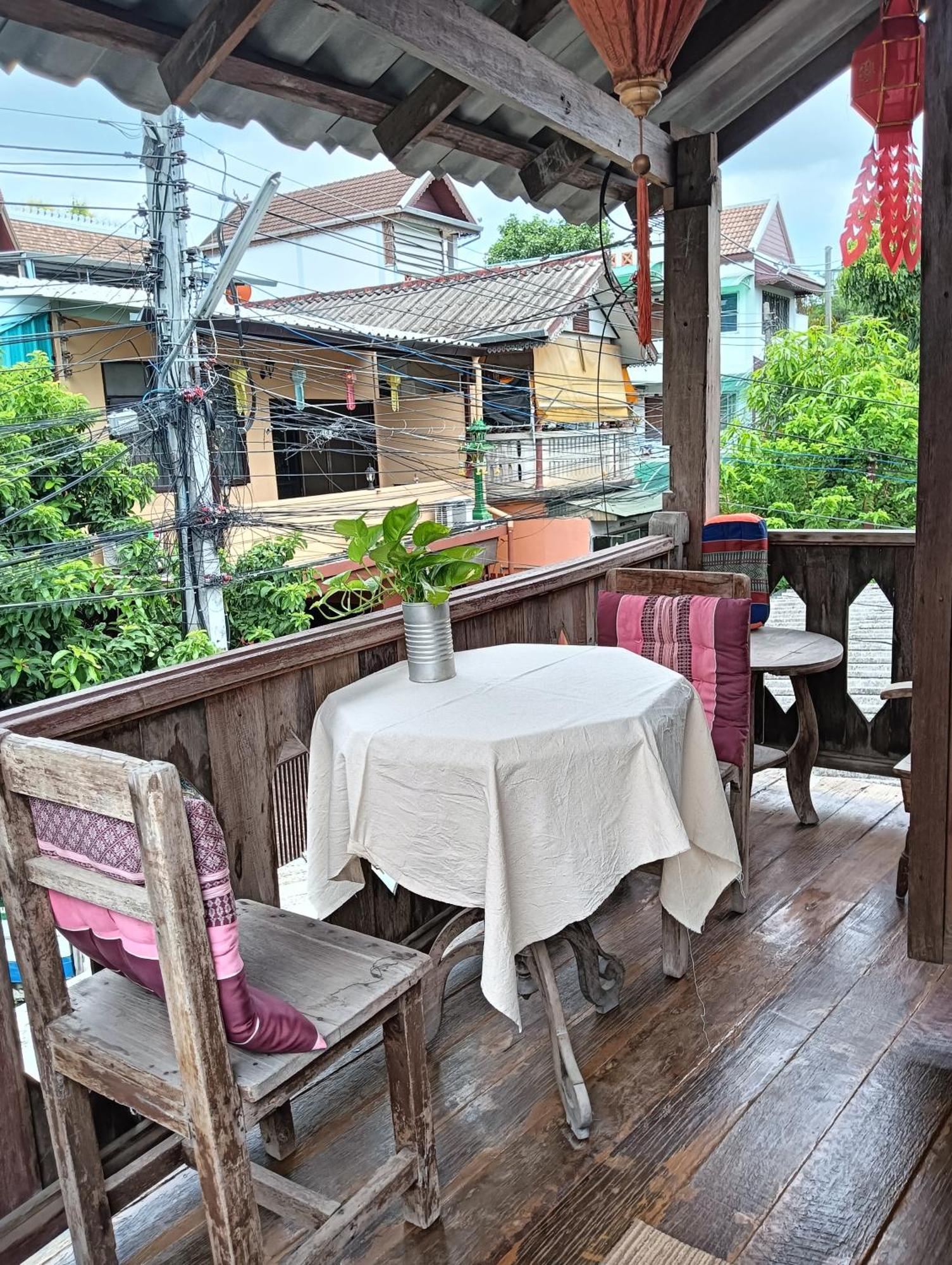 Huen Chiang Man Hostel (Adults Only) チエンマイ エクステリア 写真