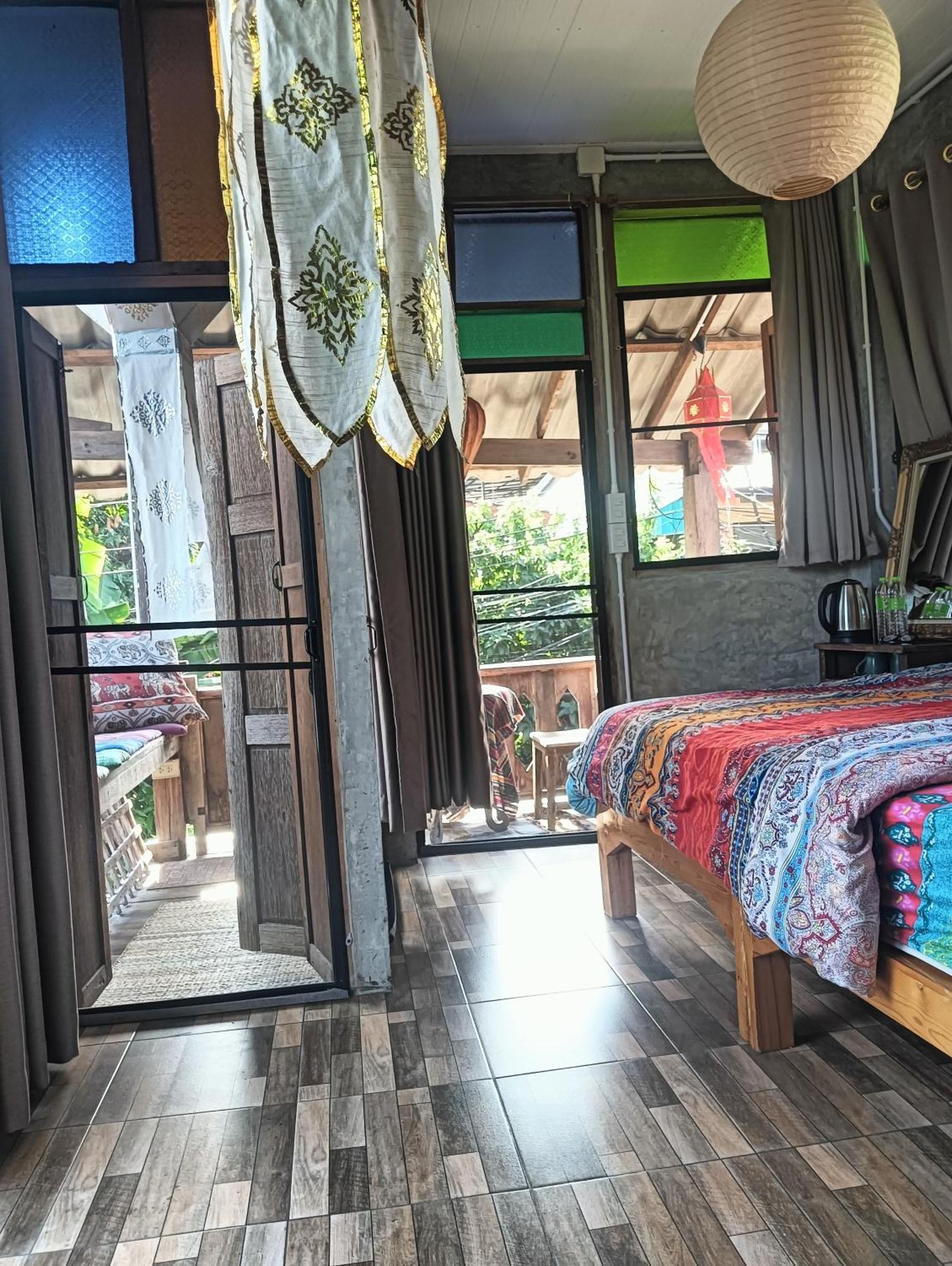 Huen Chiang Man Hostel (Adults Only) チエンマイ エクステリア 写真