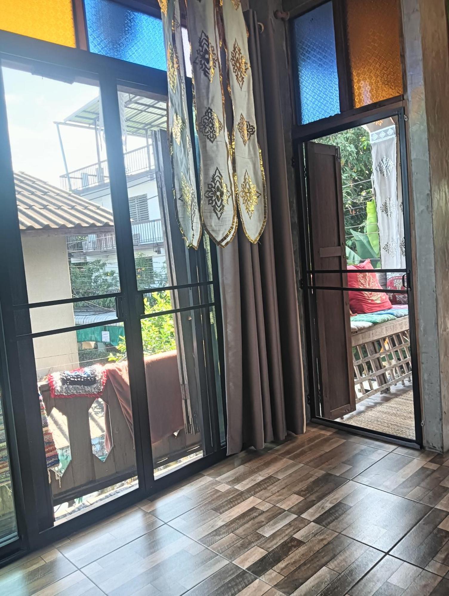 Huen Chiang Man Hostel (Adults Only) チエンマイ エクステリア 写真