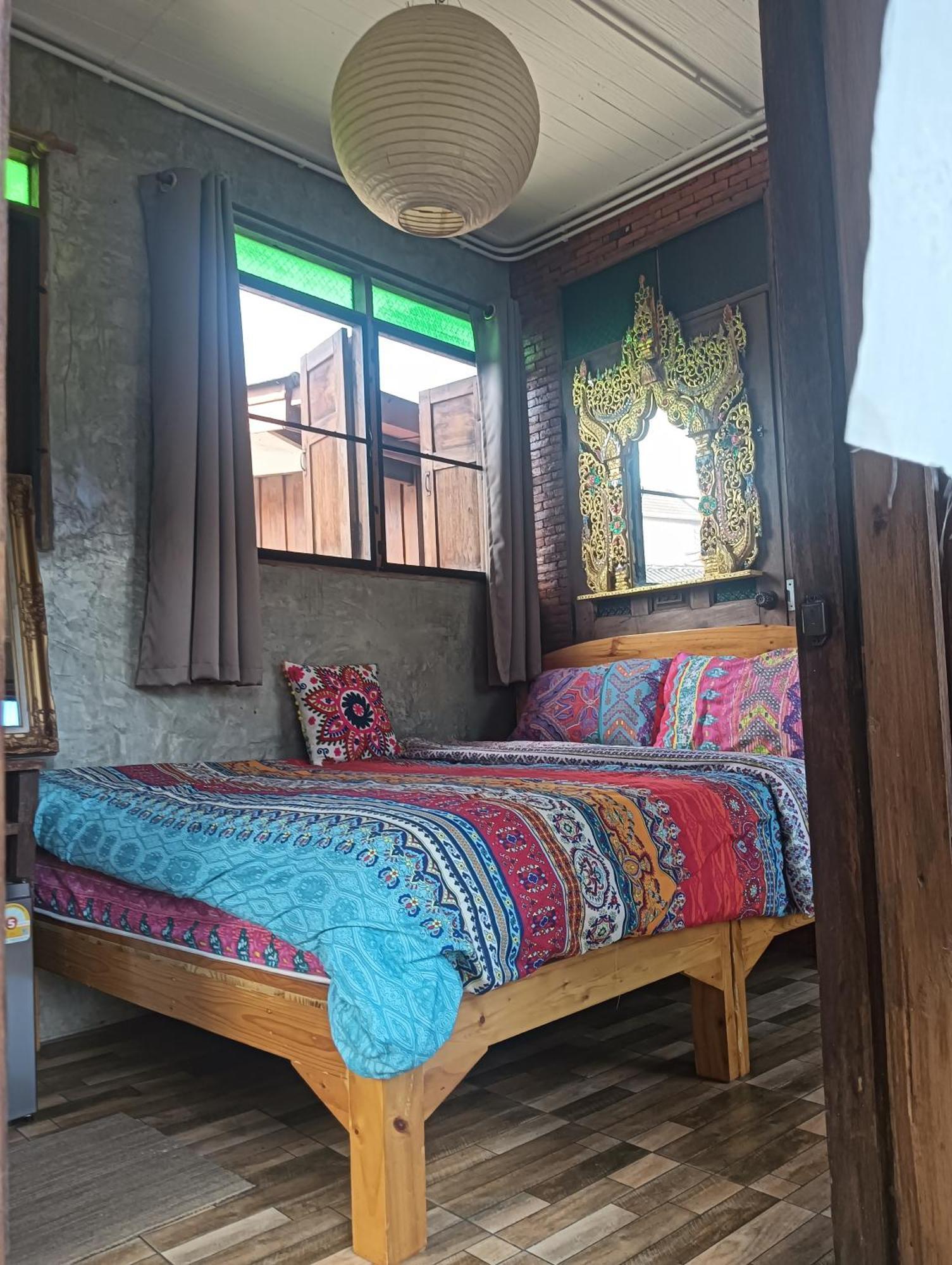 Huen Chiang Man Hostel (Adults Only) チエンマイ エクステリア 写真