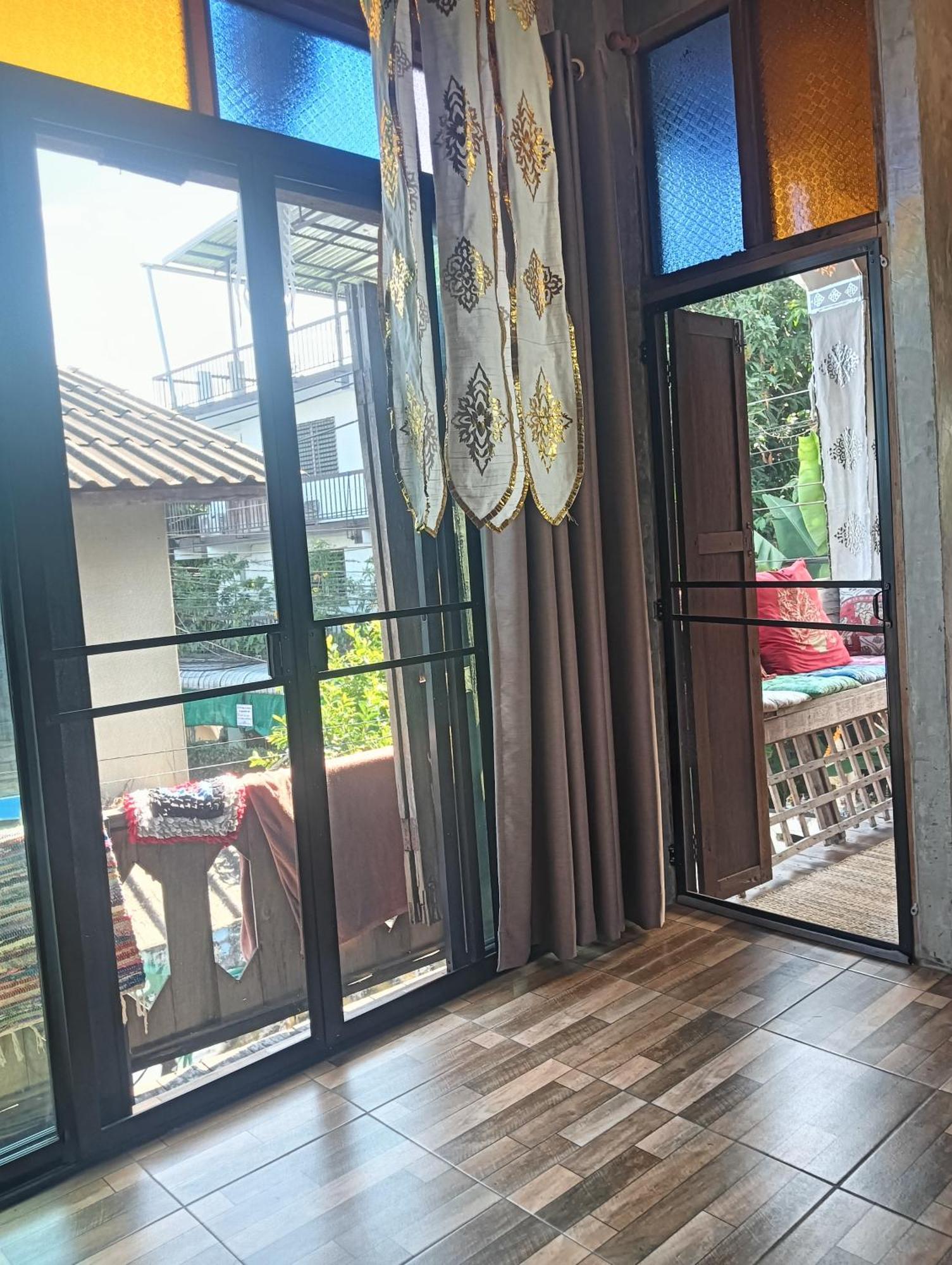 Huen Chiang Man Hostel (Adults Only) チエンマイ エクステリア 写真