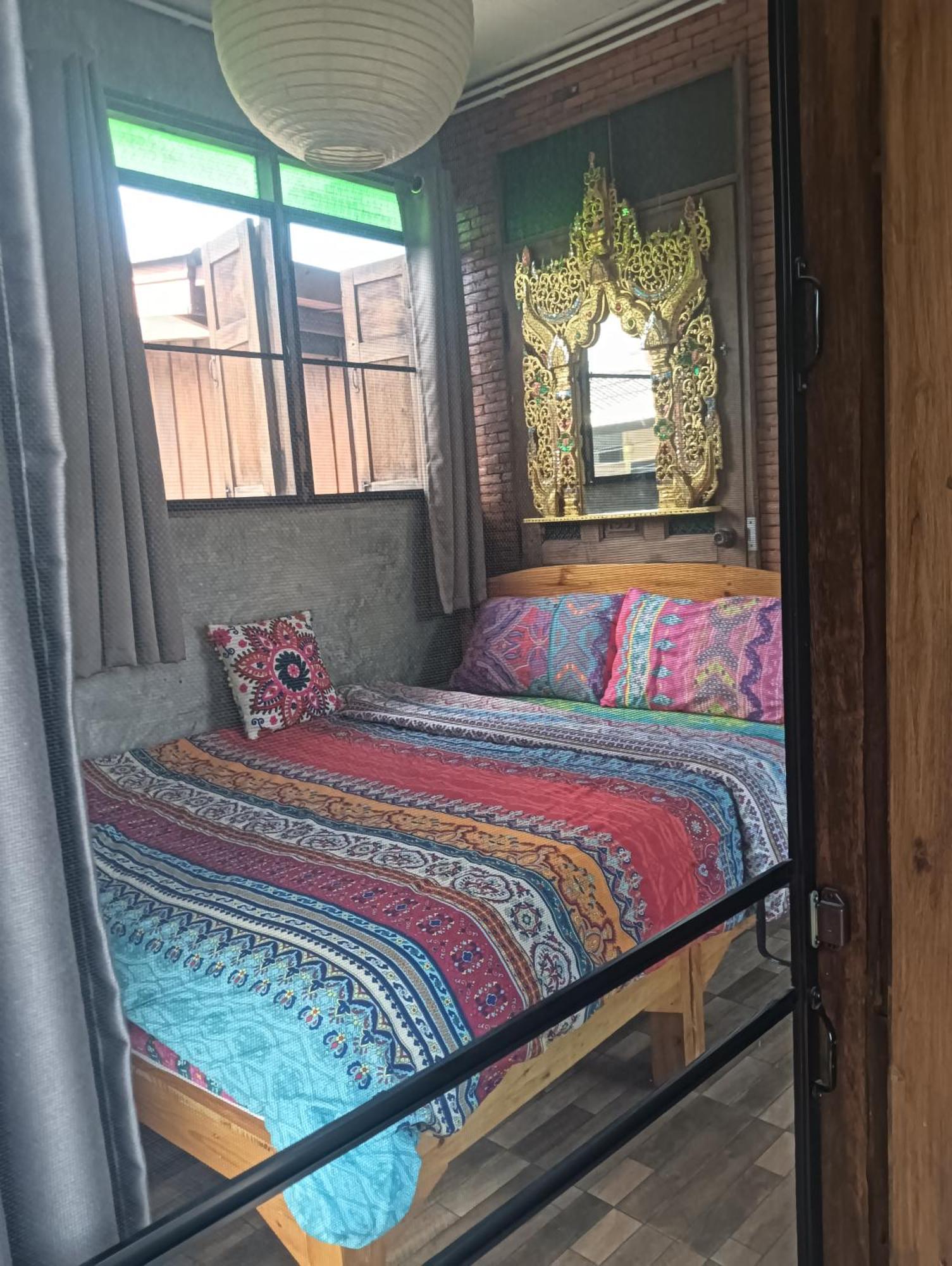 Huen Chiang Man Hostel (Adults Only) チエンマイ エクステリア 写真